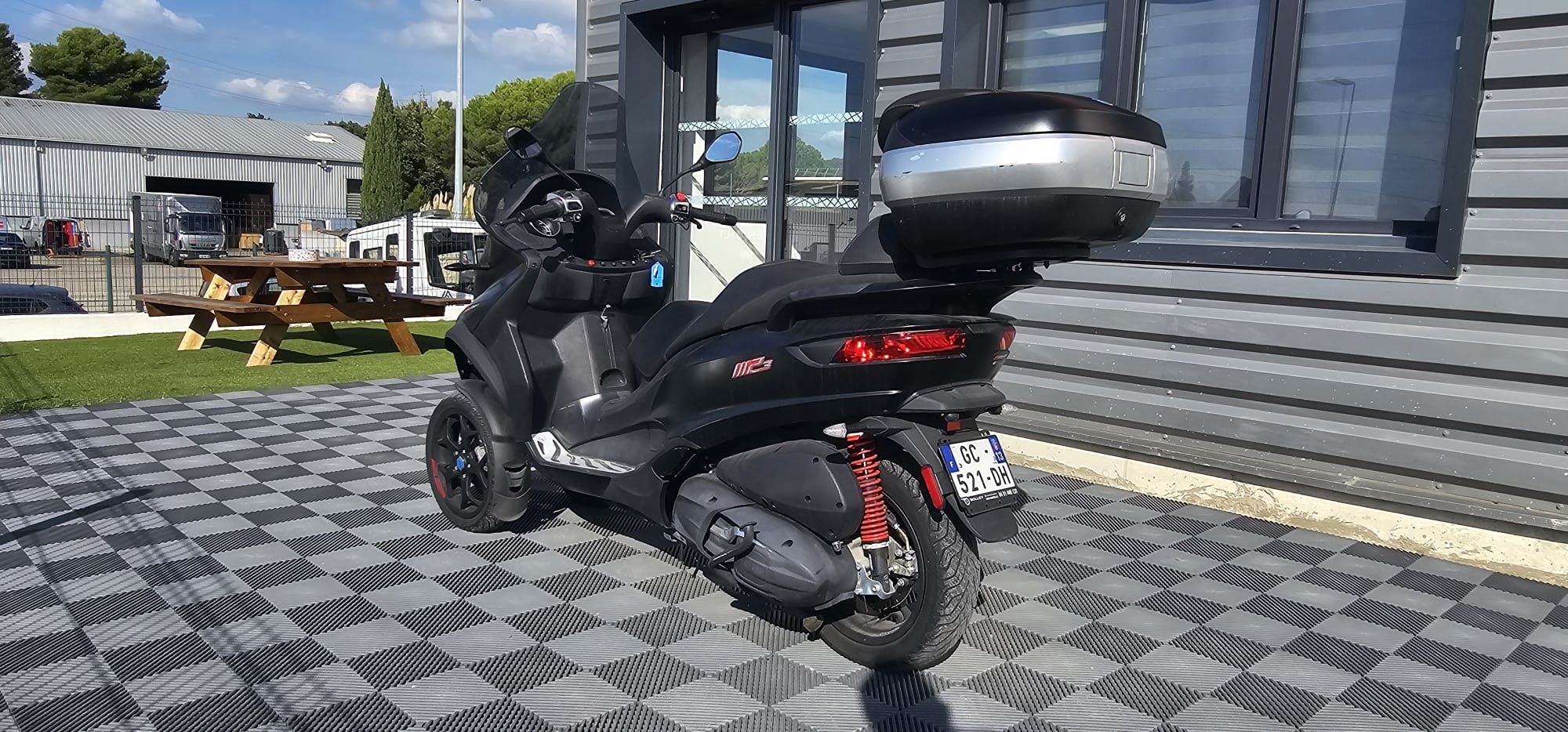 PIAGGIO MP3
