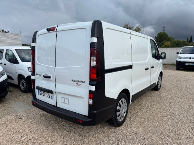 RENAULT TRAFIC III FG