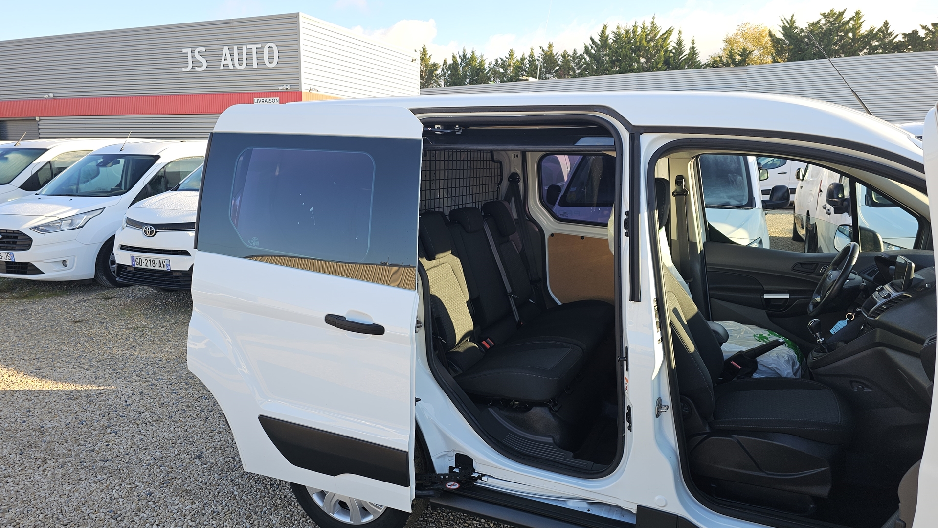 FORD TRANSIT CONNECT