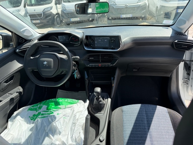 PEUGEOT 208 AFFAIRE
