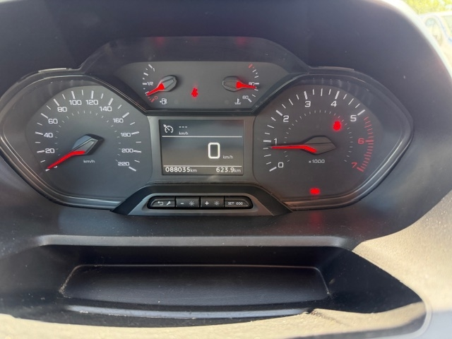 PEUGEOT PARTNER