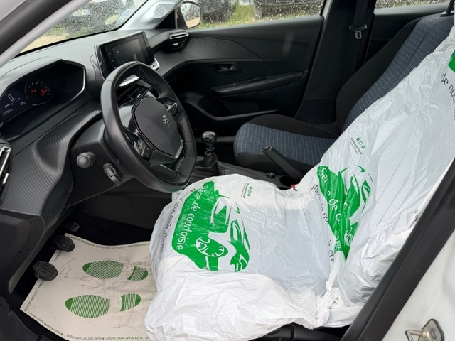 PEUGEOT 208 AFFAIRE