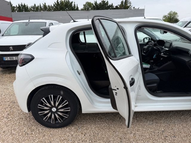 PEUGEOT 208 AFFAIRE