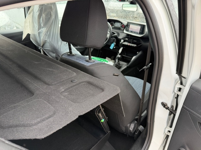 PEUGEOT 208 AFFAIRE