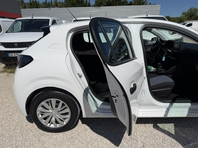 PEUGEOT 208 AFFAIRE