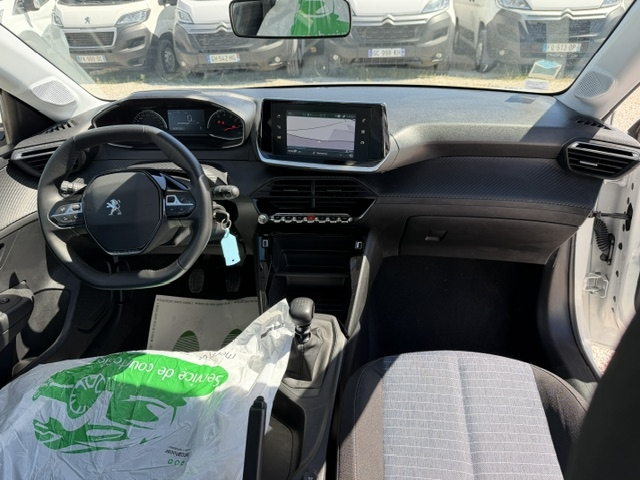 PEUGEOT 208 AFFAIRE