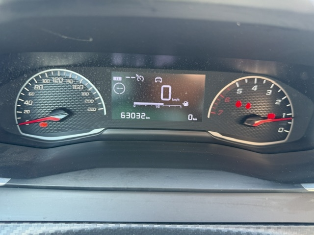 PEUGEOT 208 AFFAIRE