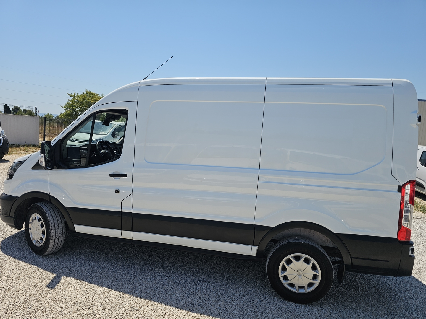 FORD TRANSIT 2T FG