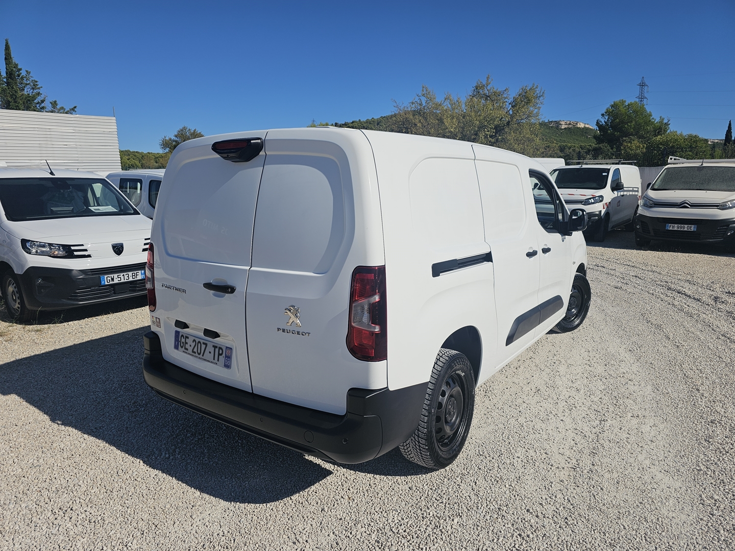 PEUGEOT PARTNER