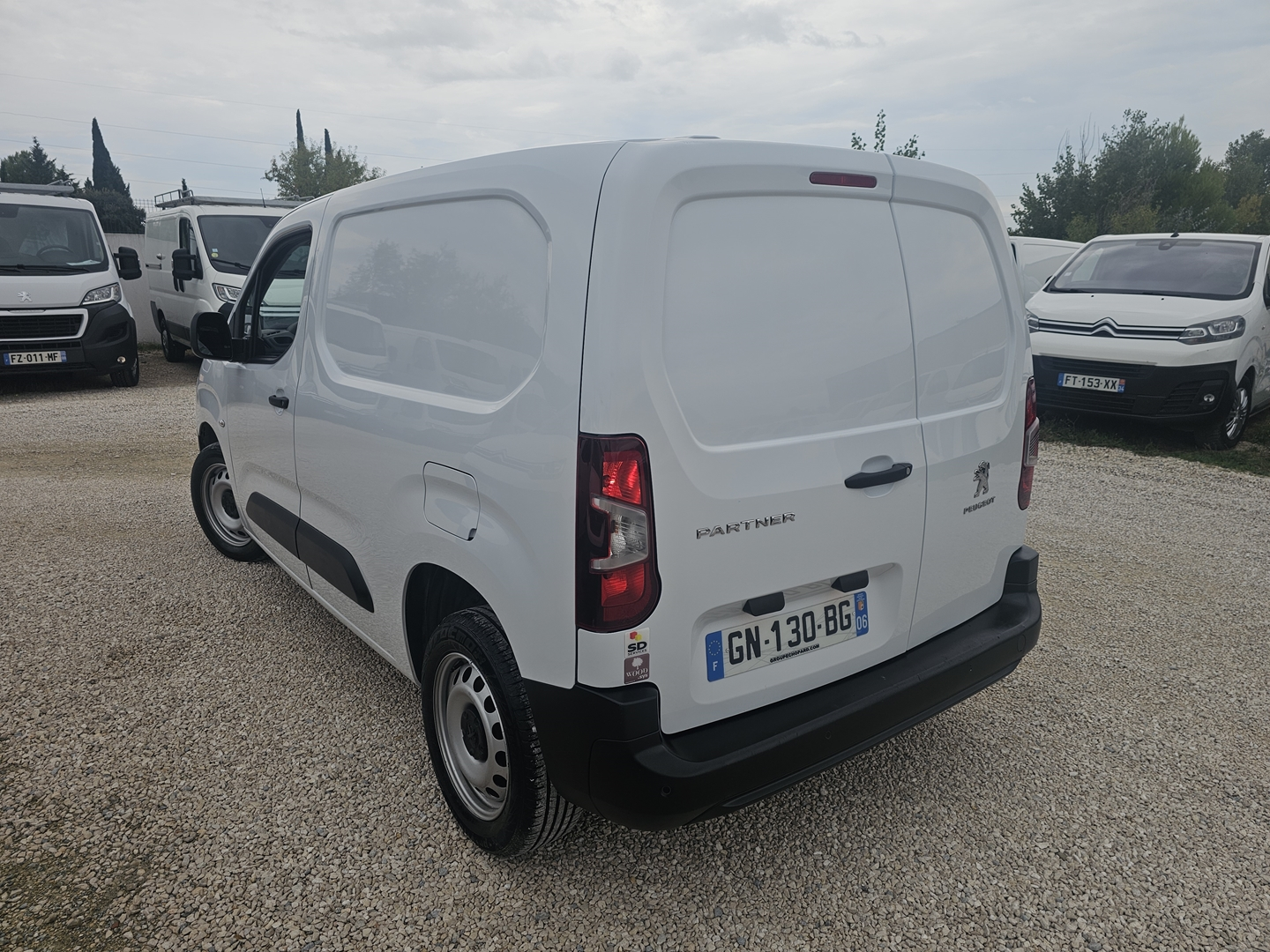 PEUGEOT PARTNER