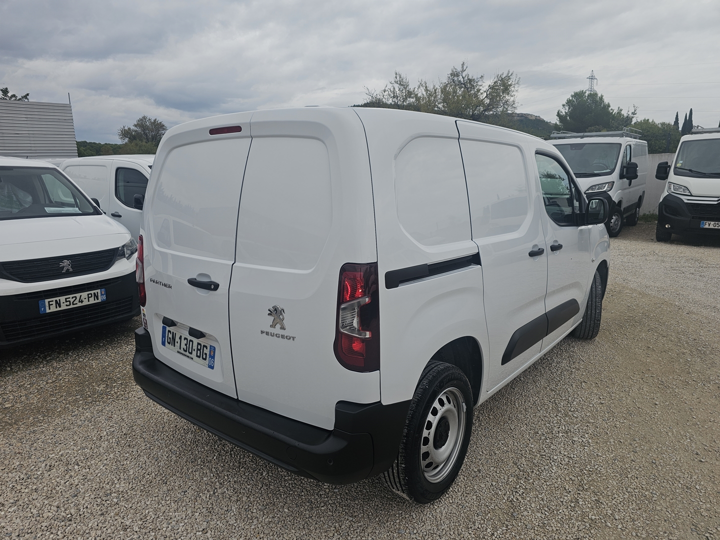 PEUGEOT PARTNER